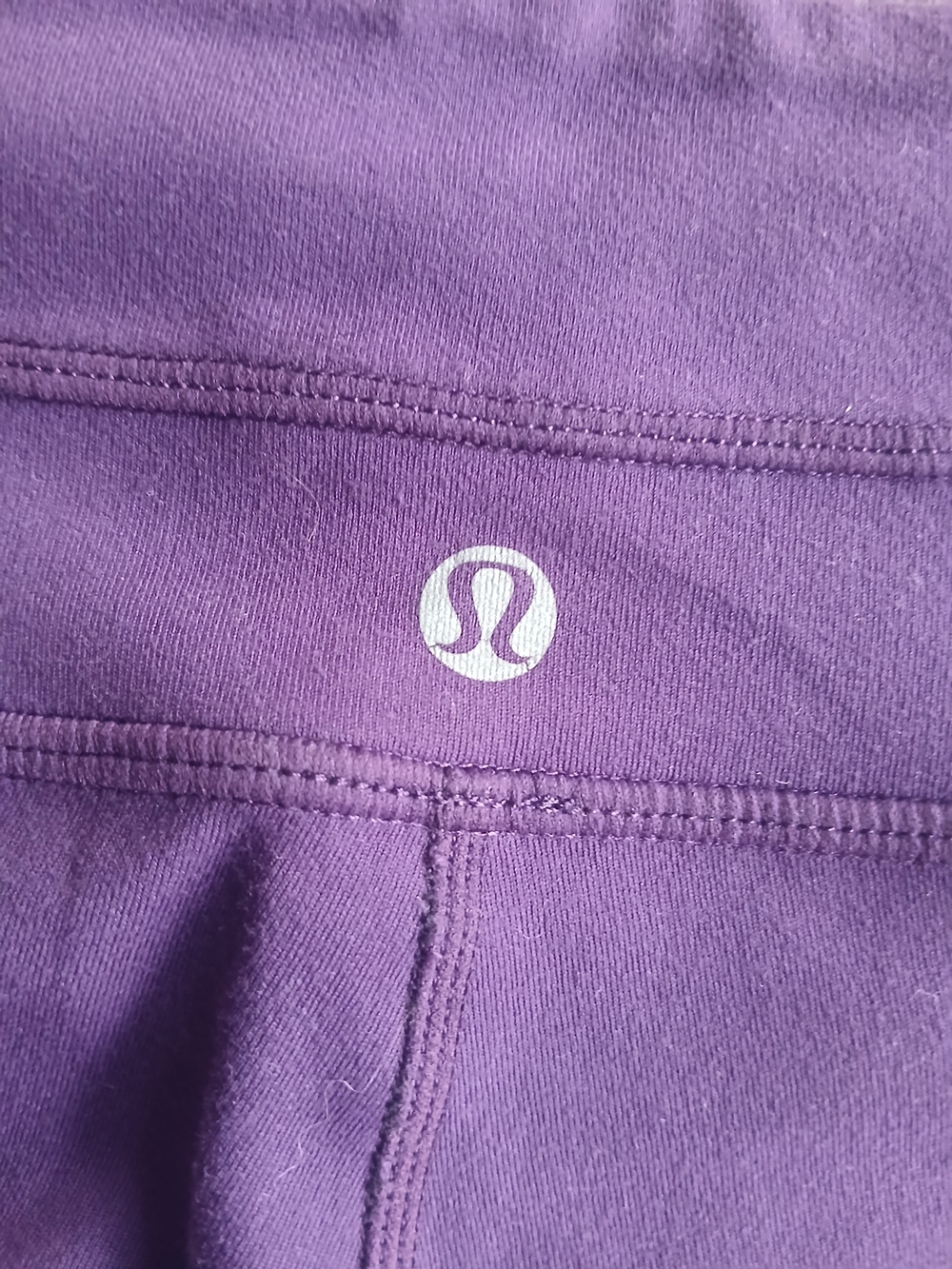 Women’s Flare Lululemon Yoga Pants/reversible - Picture 7 of 9